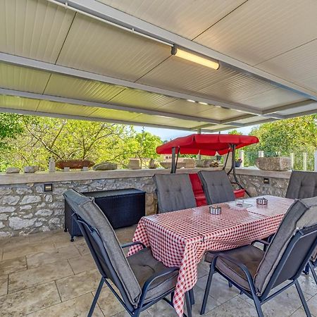 Holiday House Lidia I Rina Pican Exterior photo